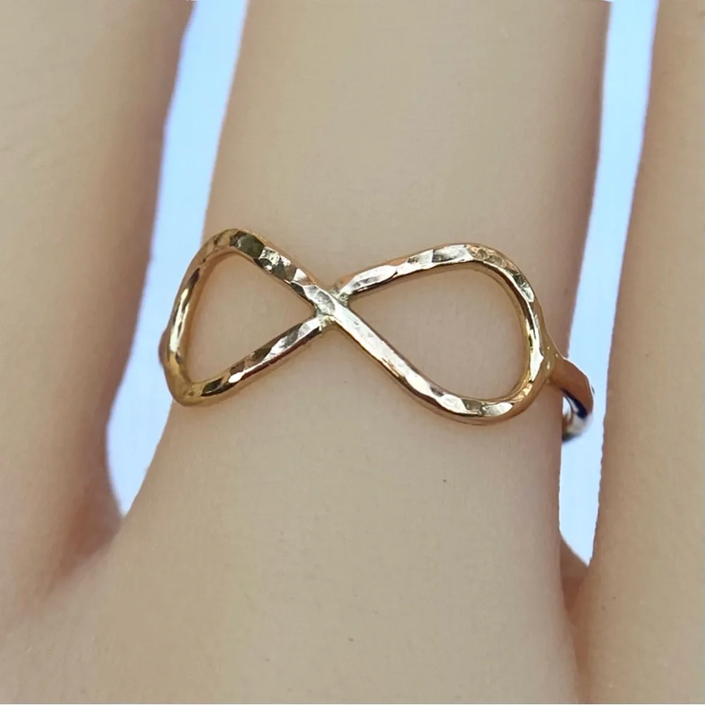 Infinity Symbol ring, handmade 14k Gold filled ring, made to order - Picture 3 of 7